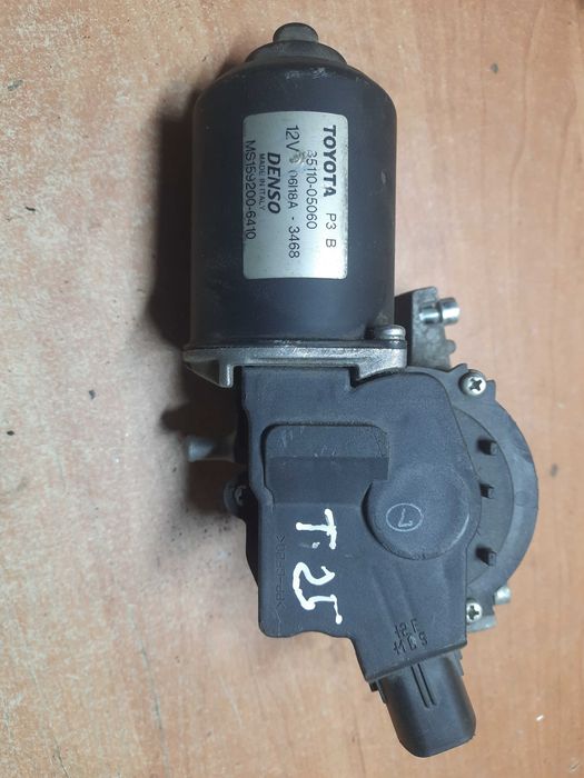 Моторчик стеклоочистителя дворников Тойота Авенсіс т25 85110-05060