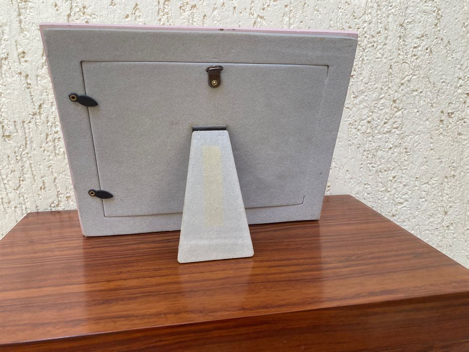 Moldura quarto bebé