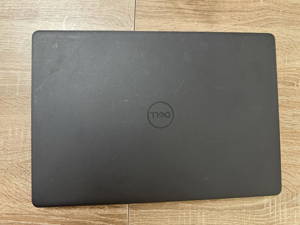 Dell inspiron 3501 i3 8Gb Ram 256Gb dysk stan bardzo dobry