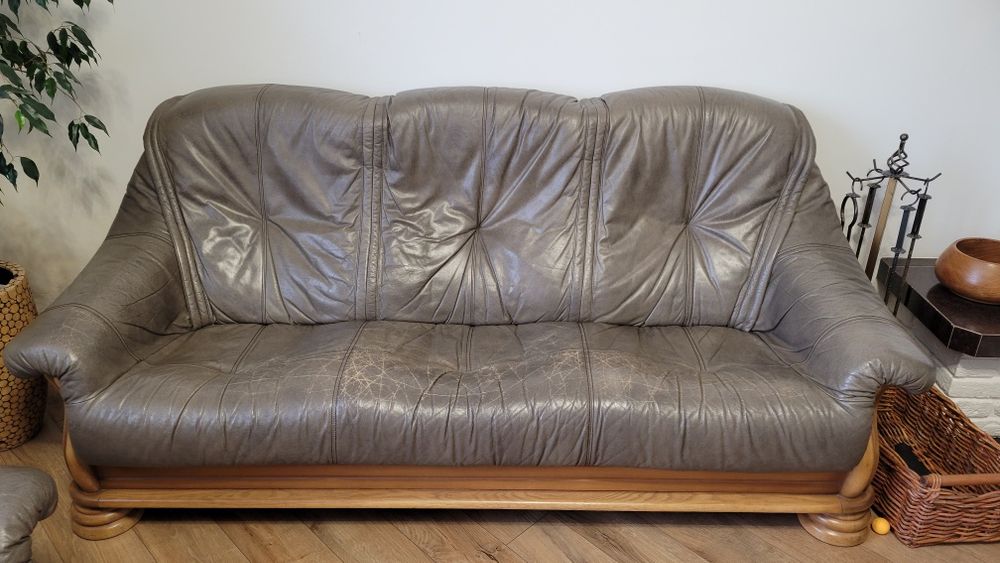 Продам диван з кріслами шкіряний