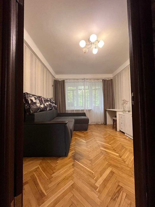 Сдам 2к,Шевченківський р-н,Нивки,Стеценко 9(Інтернаціональна площа)