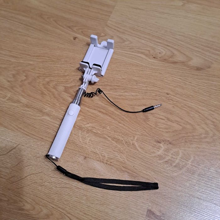 Uchwyt teleskopowy do telefonu / selfie