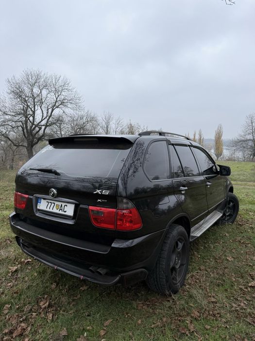 Продам bmw x5 e53