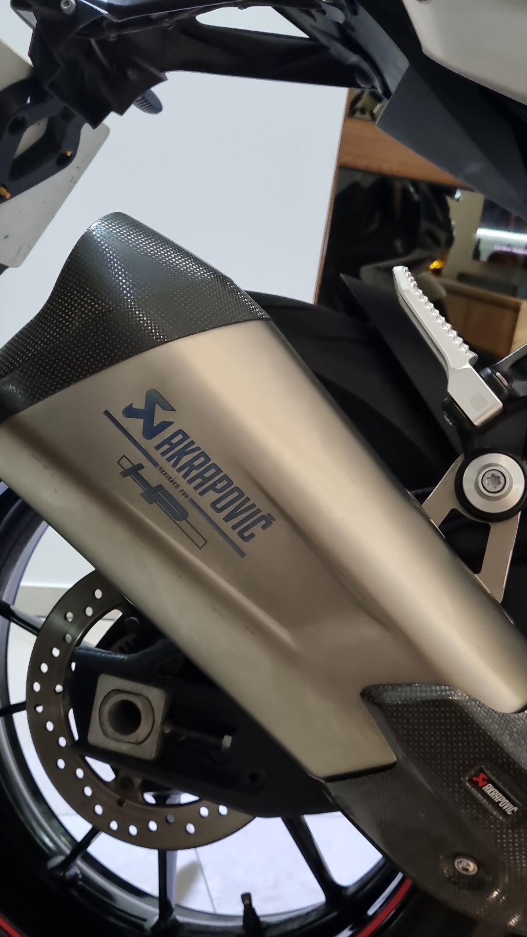 BMW s1000r jak nowy