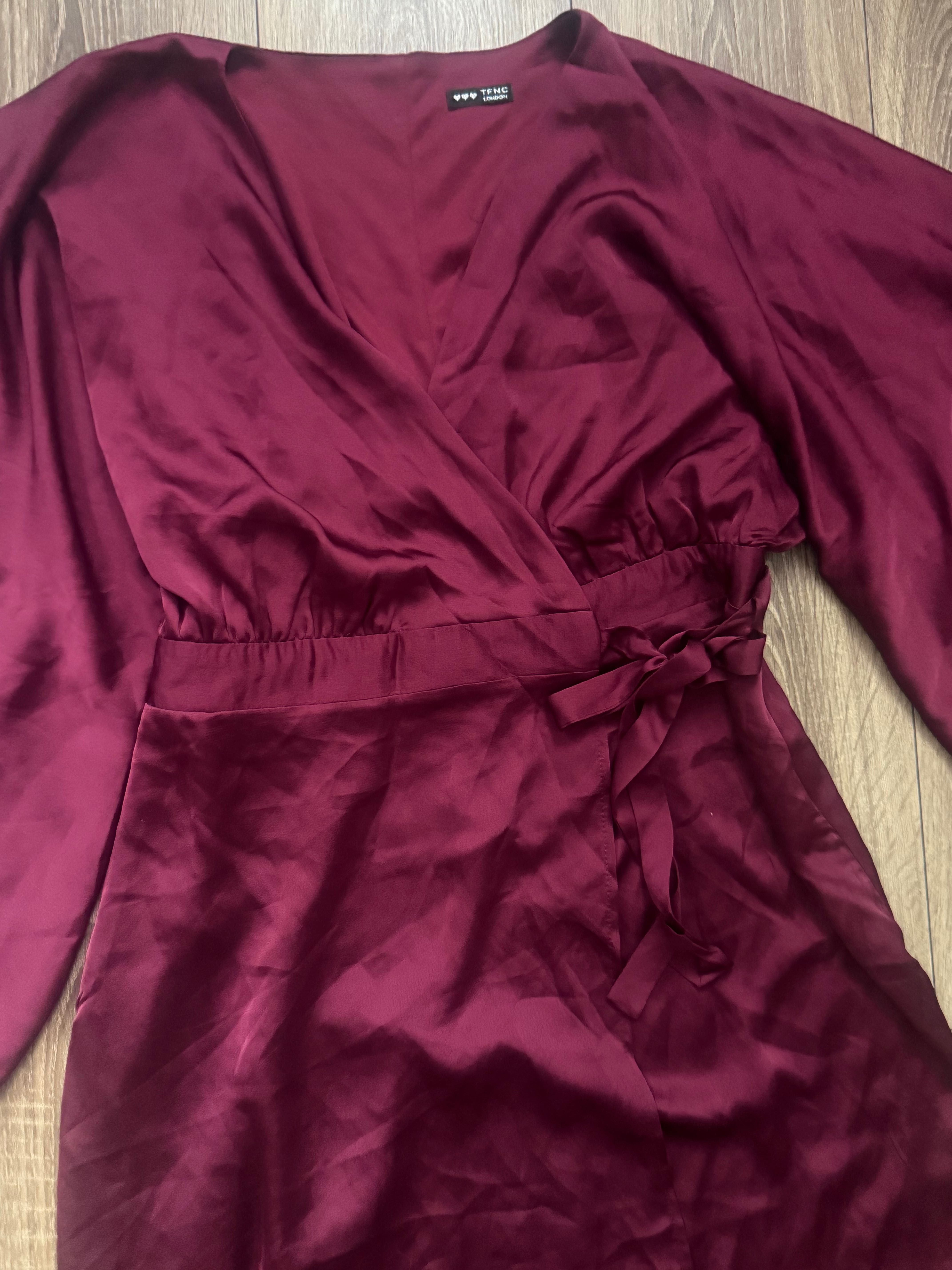 Suknia wieczorowa studniówka Bridesmaid Kimono TFNC rozm. M