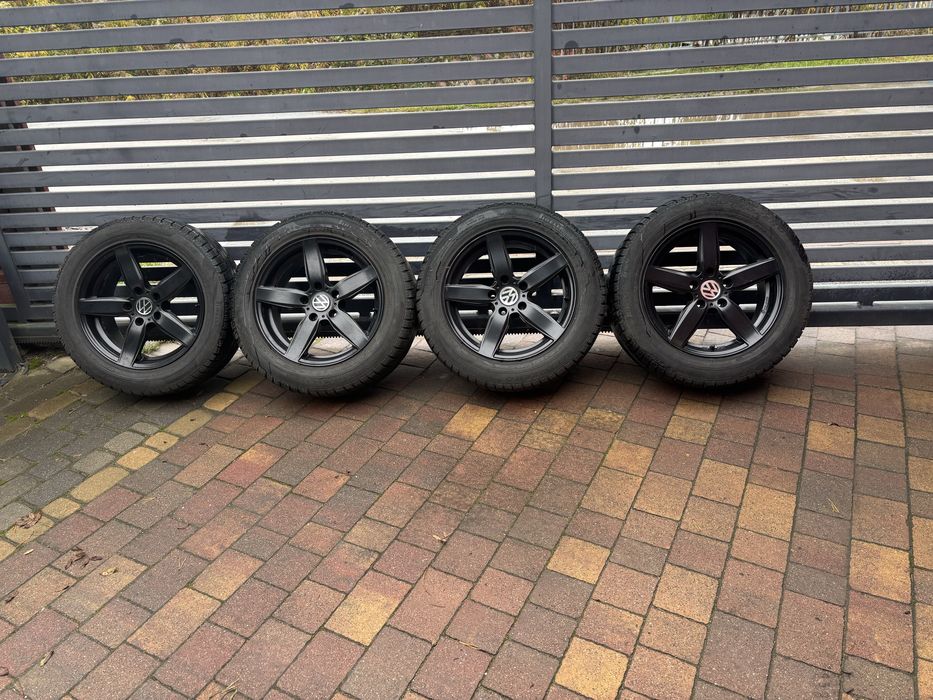17” Vw Multivan. T5-T6  5x120 / 235/55R17 Pirelli Sottozero - zima