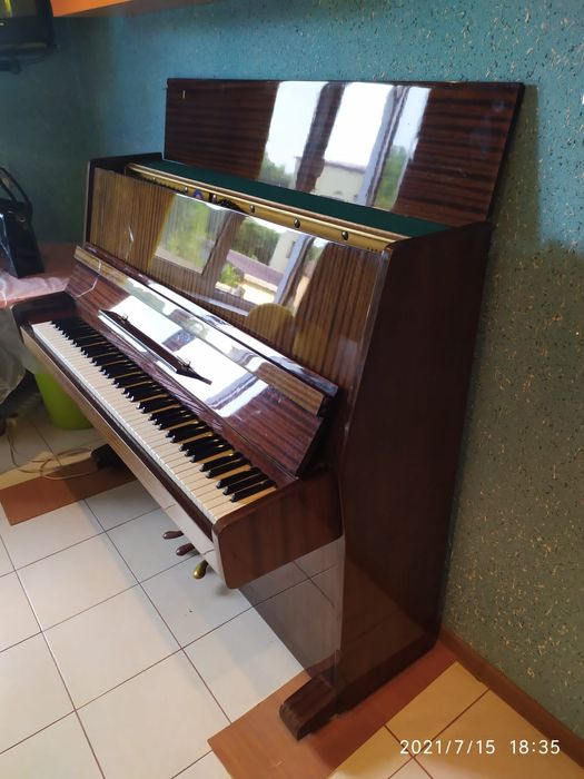 Pianino marki Lirika