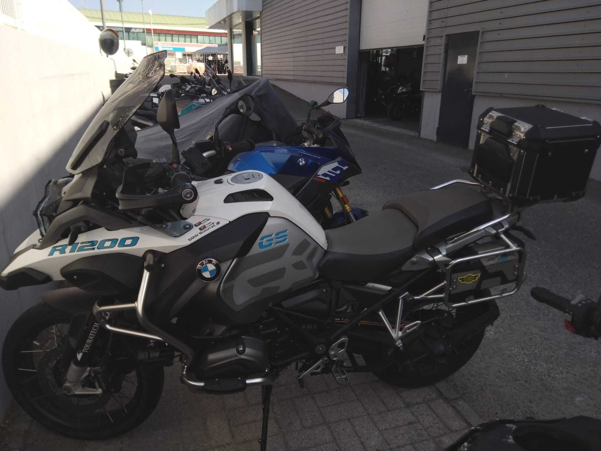 BMW R1200 GS ADVENTURE - Full Extras