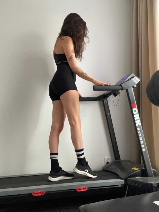 Bieżnia elektryczna YORK FITNESS T700