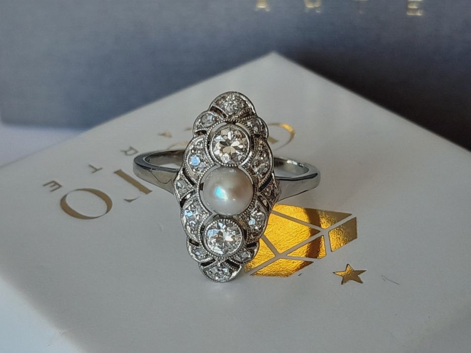 R.11 Pierścionek Art Deco Złoto 750 Diamenty Akoya WYCENA