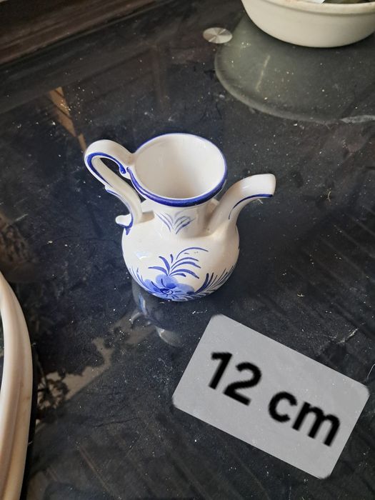 Jarrinho em porcelana