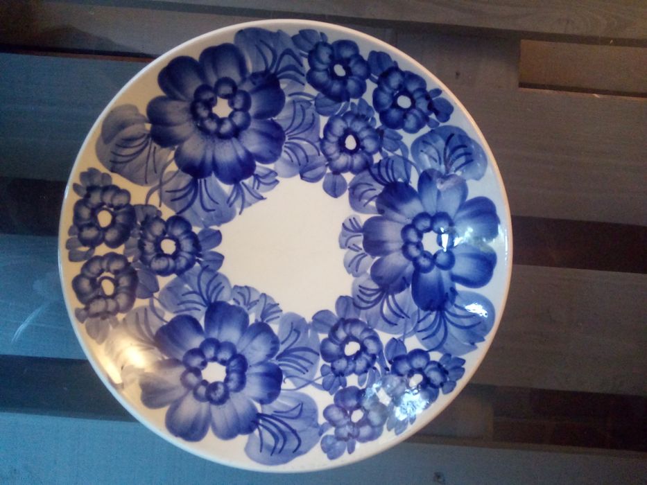 Talerz Ozdobny Koło w niebieskie kwiaty Ceramika PRL design