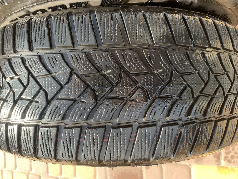 215/55 r17 зимняя  Dunlop / Toyo резина