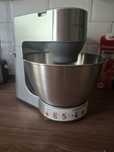 Robot kuchenny planetarny