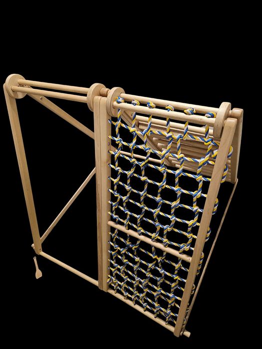 Drabinka gimnastyczna dla dzieci z siatką i zjeżdżalnią Montessori