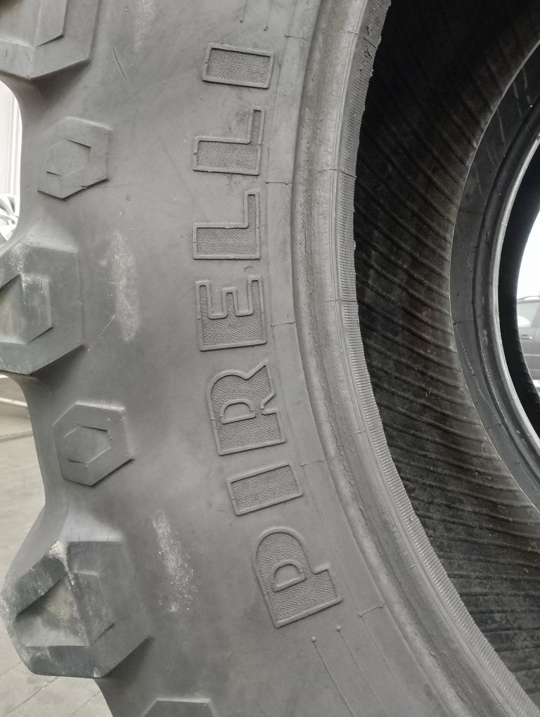 580/70R38  PIRELLI TM 700 Radial