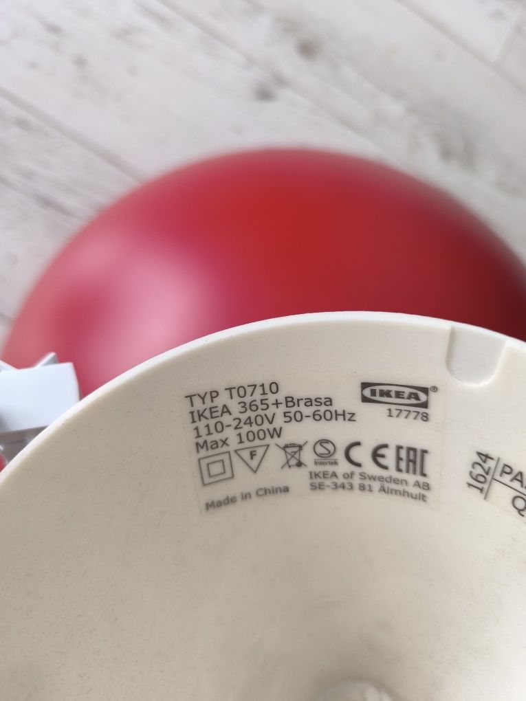 Lampa Ikea Brasa 365+ czerwona wisząca