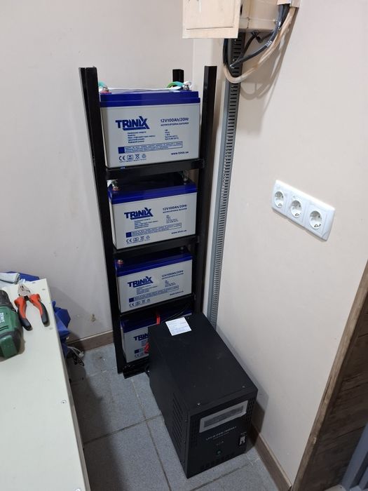 Стійка для акумуляторів 100Ah