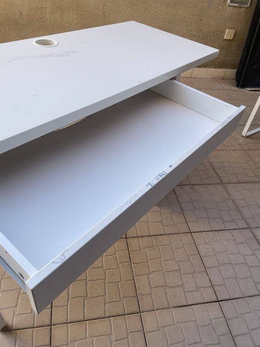 secretaria grande ikeia