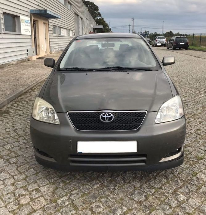 Toyota Corolla E12 2.0 D-4D 5P 2002 - Para Peças