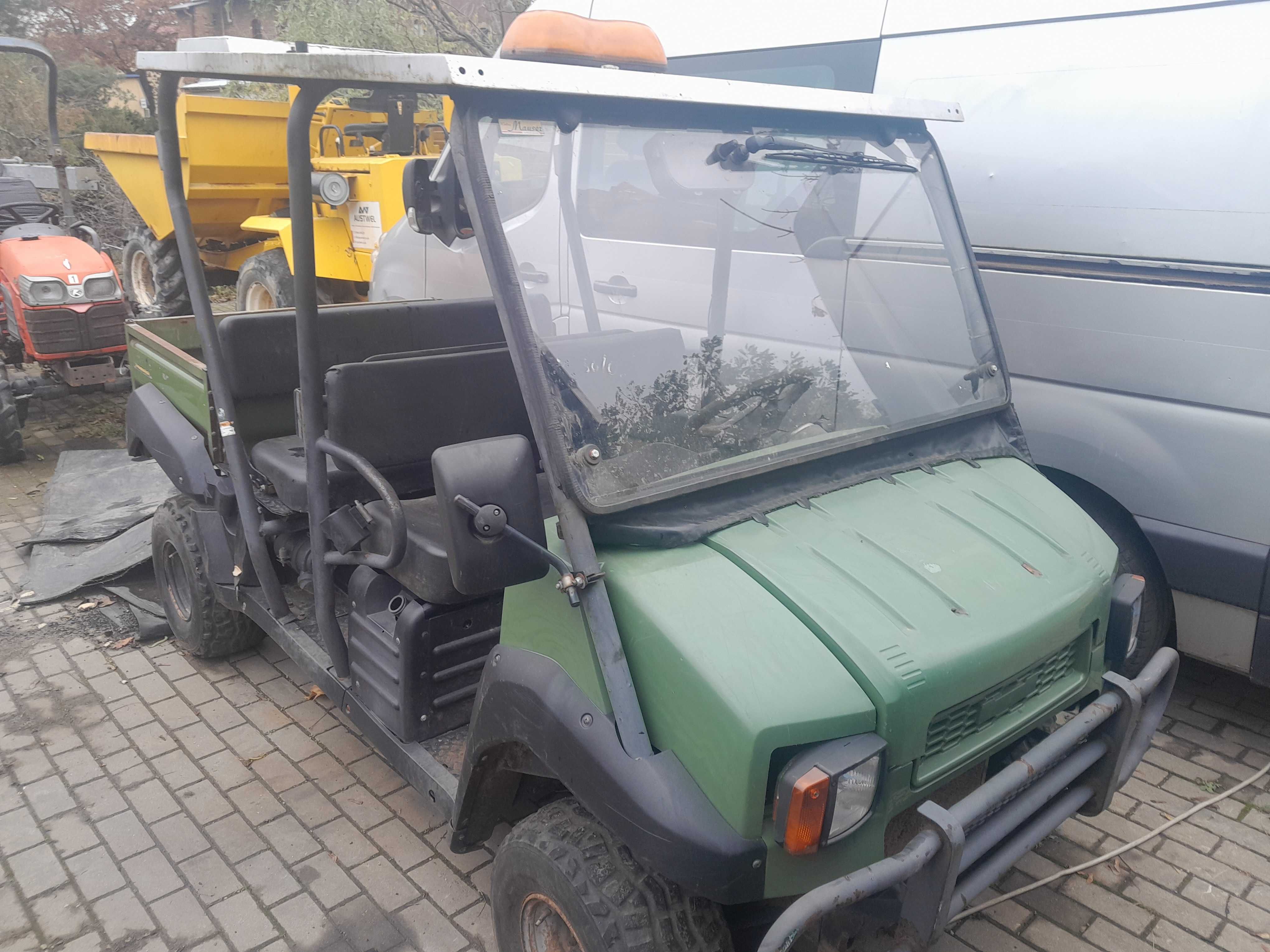 samochodzik Buggy UTV 300