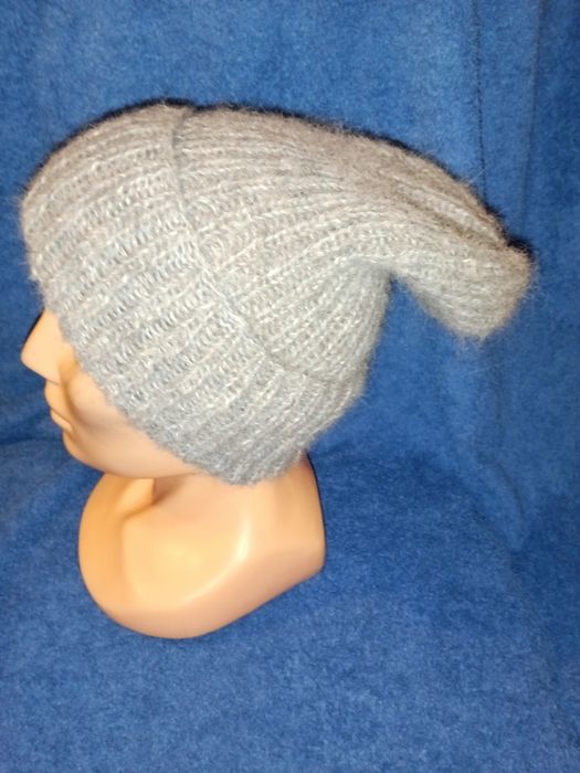 Handmade na drutach ciepła Czapka Szara