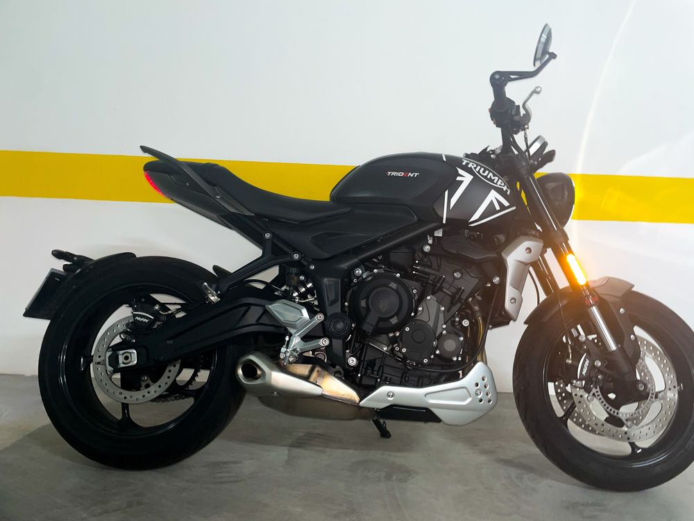 Triumph Trident 660 - FULL EXTRAS