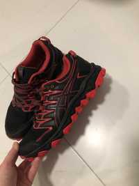 Buty trekkingowe Asics GT-Fujitraubuco 7 r. 40.5