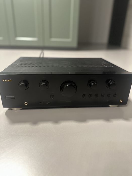 Wzmacniacz Teac A-R500