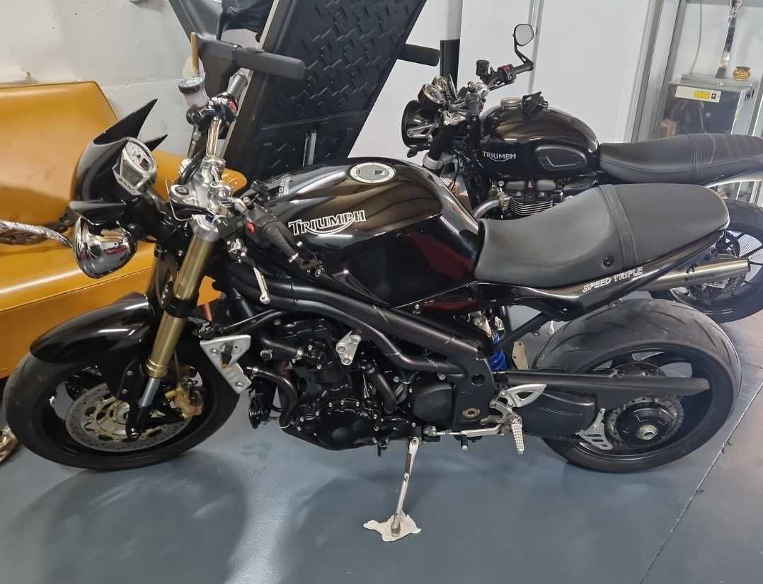 triumph speed triple 2006