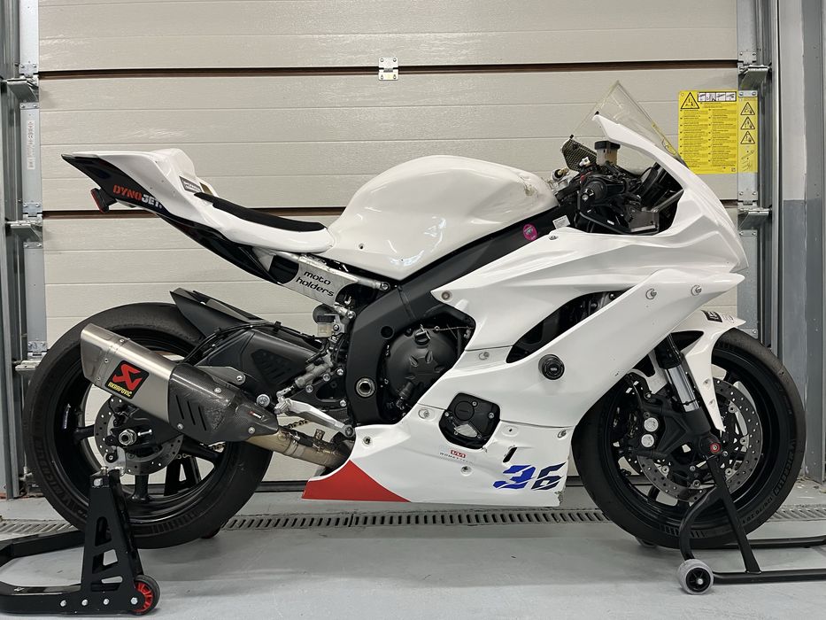 Wynajem Yamaha R6
