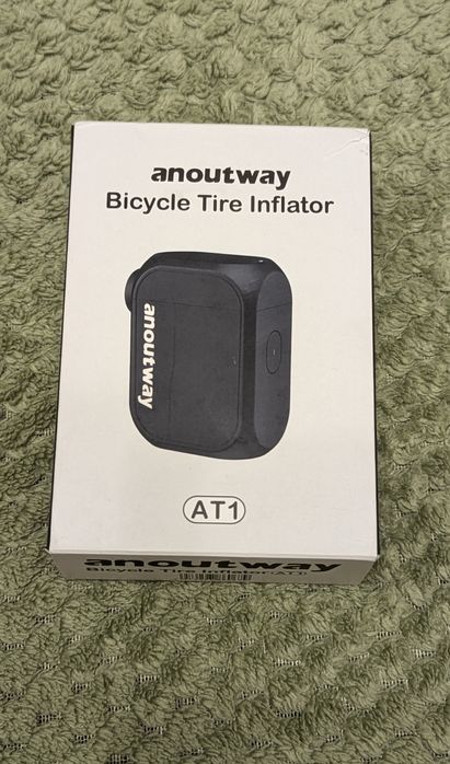 Міні електронасoc Anoutway AT1 заряджається через USB-C