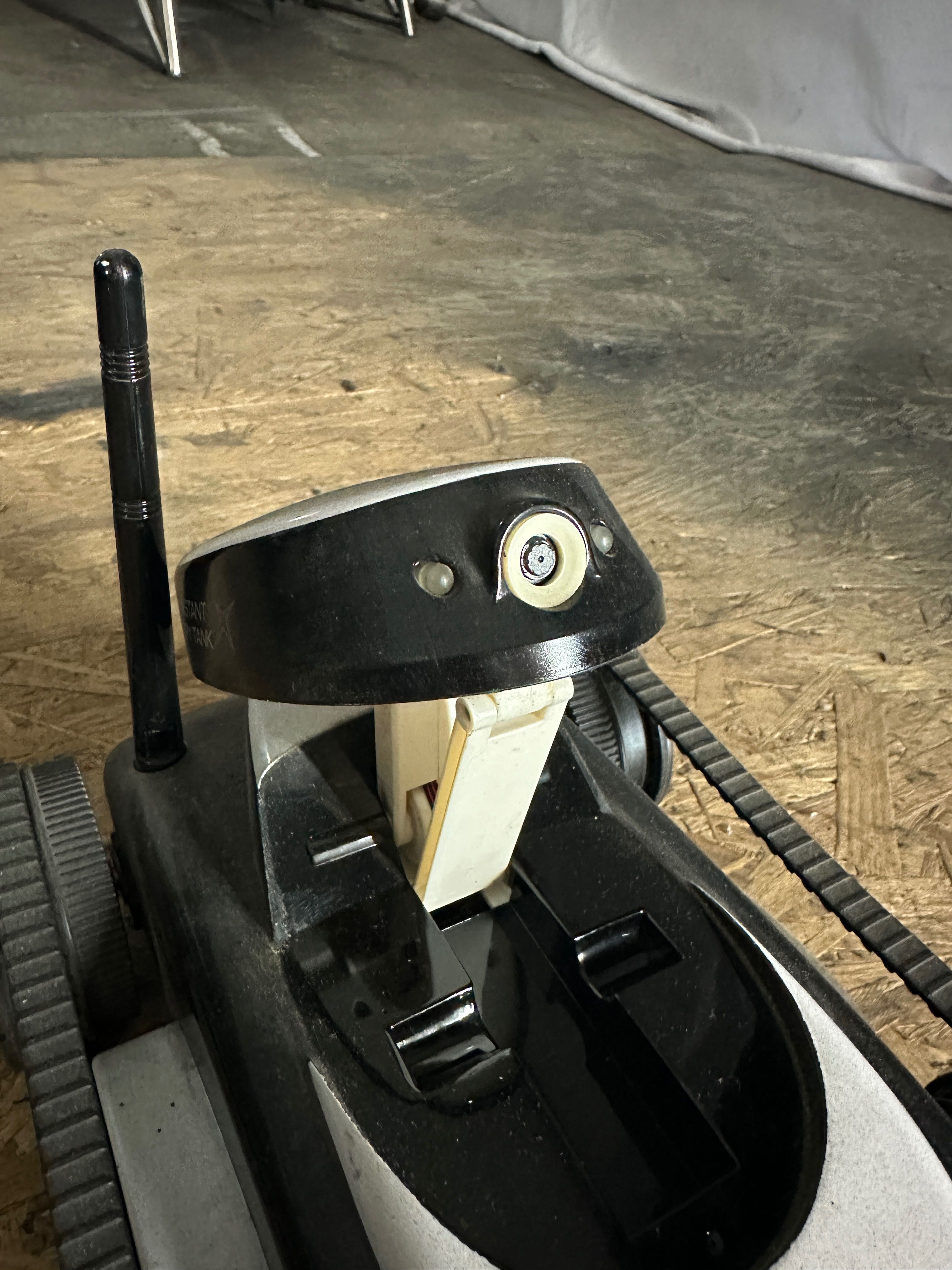 Kamera szpiegowska, robot zdalnie sterowany