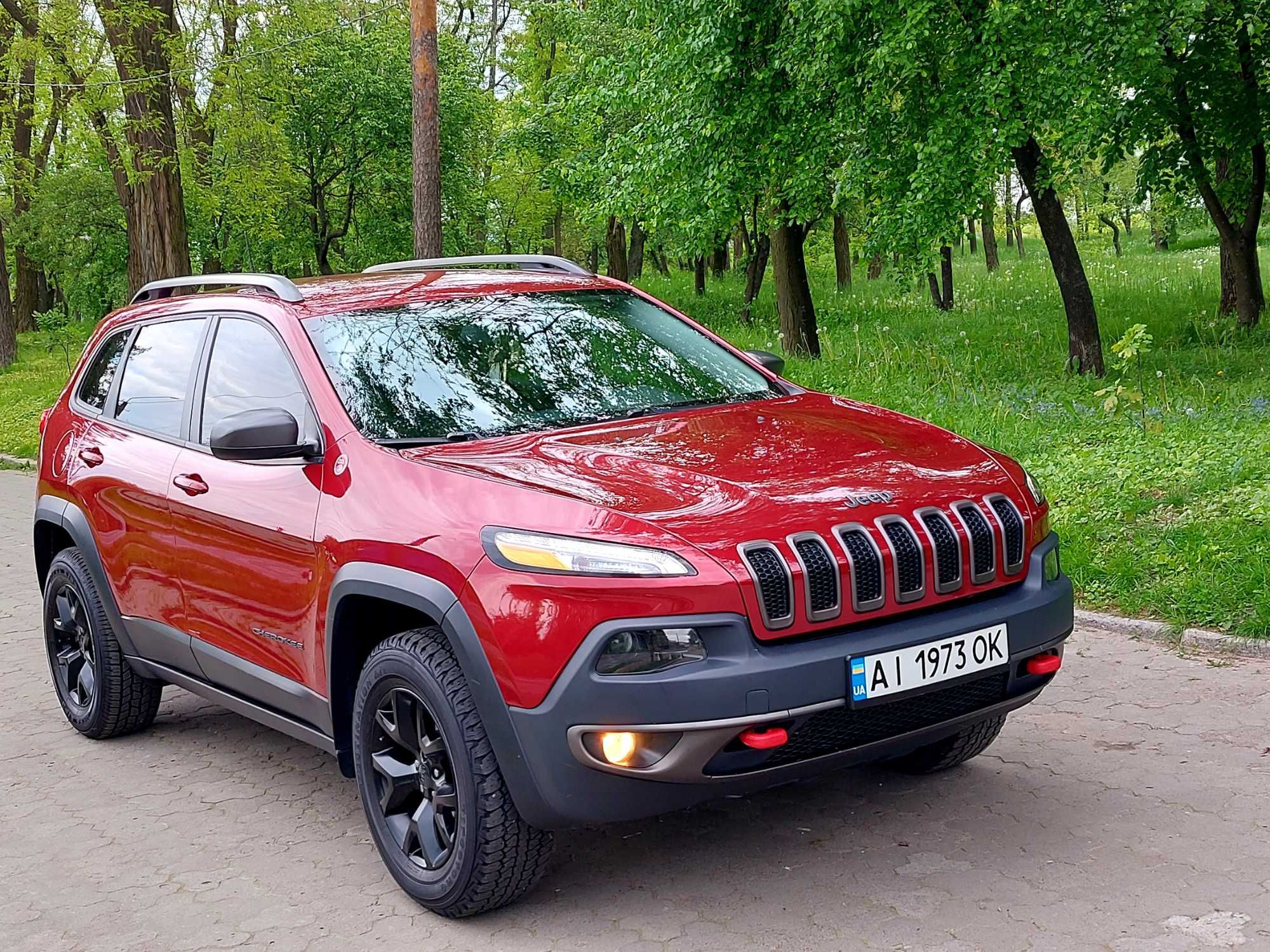 ПРОДАМ JEEP CHEROKKE Trailhawk 3.2 V6 2017 рік