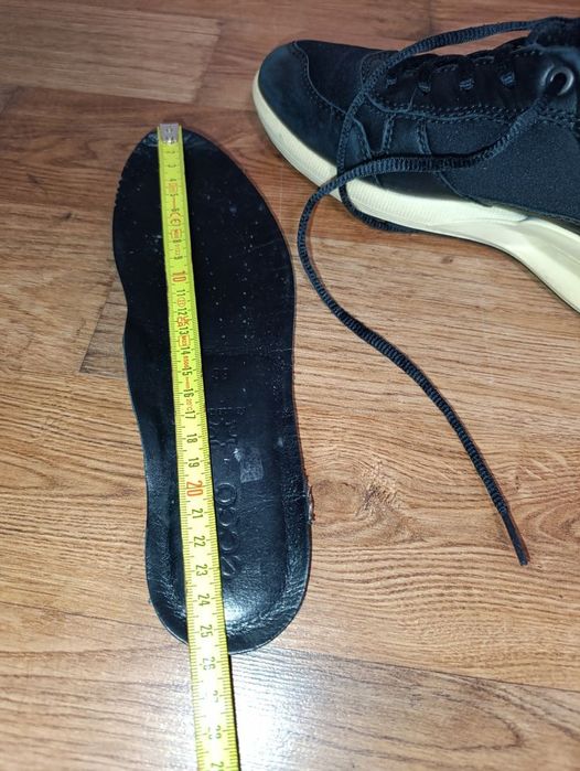 Кросівки ECCO 39 розмір