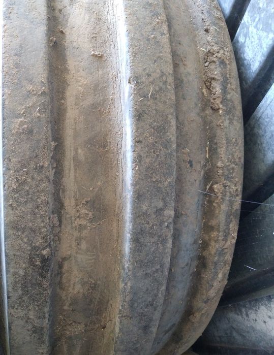 Продам колеса Continental 12.5/80 18 до комбайна Class dominator 86