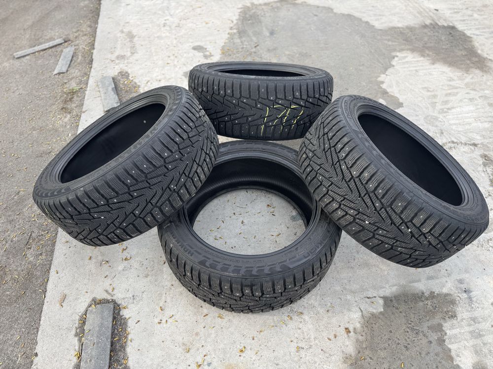 Шины Nokian Hakkapeliitta R2 SUV Розмір 275/45 r20