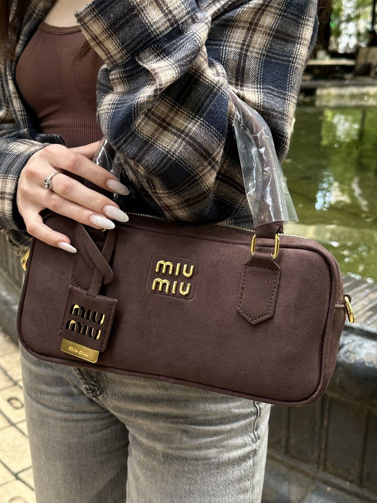 Miu miu сумочка в шоколданому кольорі