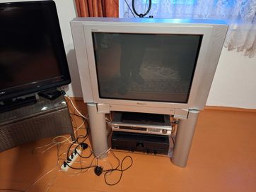 oddam za darmo telewizor cc oirt Panasonic ze stolikiem