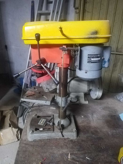 maquina perfurar de bancada