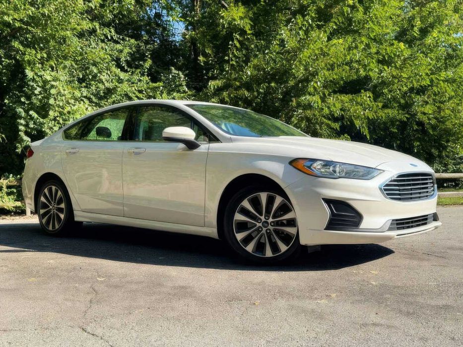 Ford Fusion SE      2019