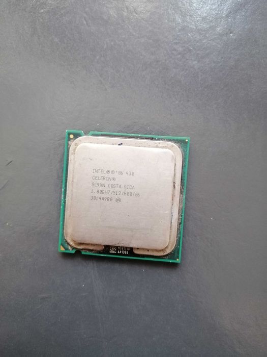 intel celeron 1,8hz512/800/06