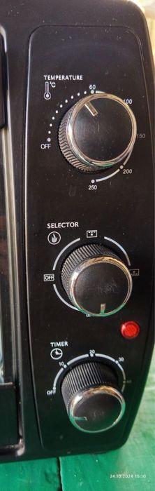 Електро духовка VINIS VO-4218