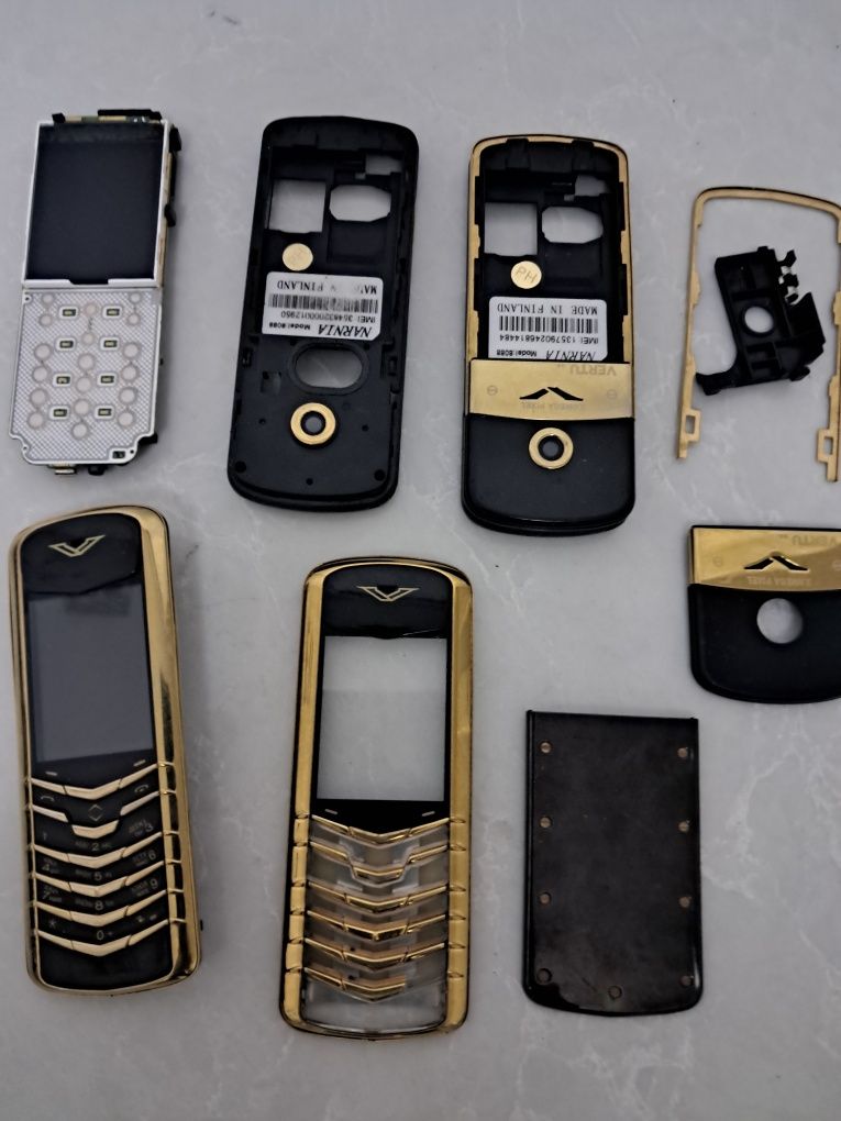 Мобильный телефон Vertu