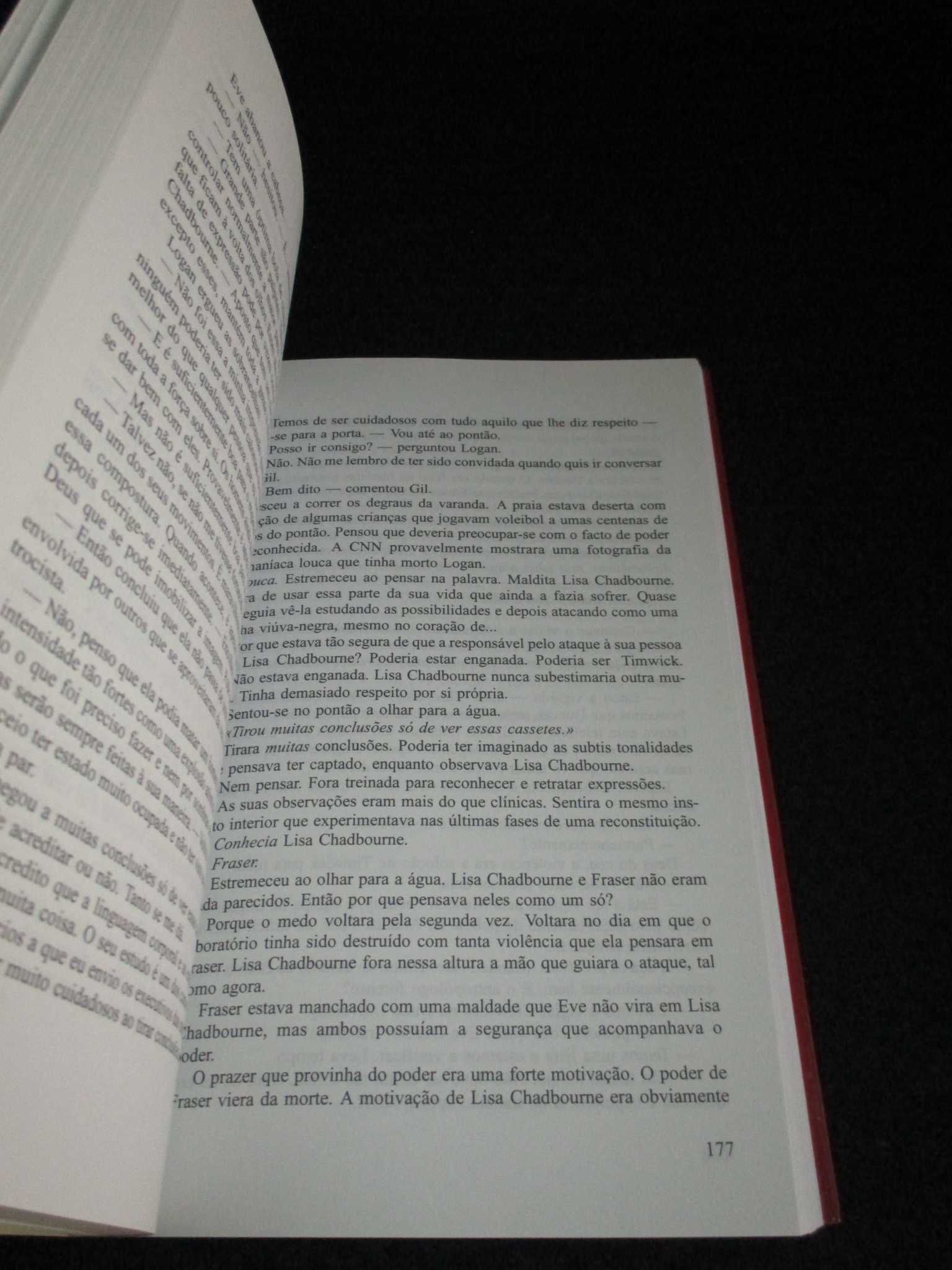 Livro A Face da Mentira Iris Johansen Gradiva
