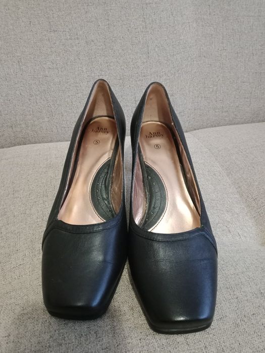Buty pantofle czarne marki ann harwery rozmiar 5(38,5) skórzane ,jak