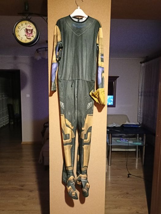 Strój Avengers na bal karnawałowy rozm 140. Marvel.