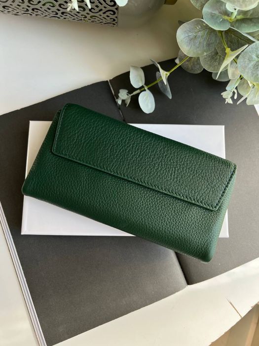 Жіночий шкіряний гаманець