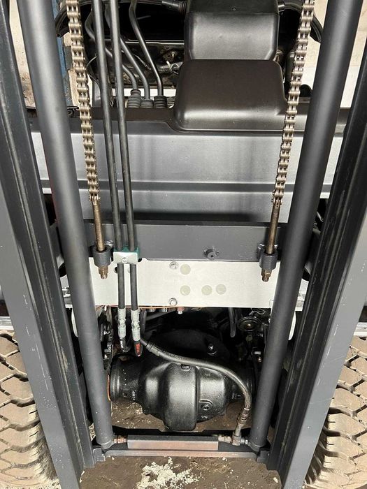 Wózek widłowy Nissan sztaplarka 1,5 tony maszt 3m