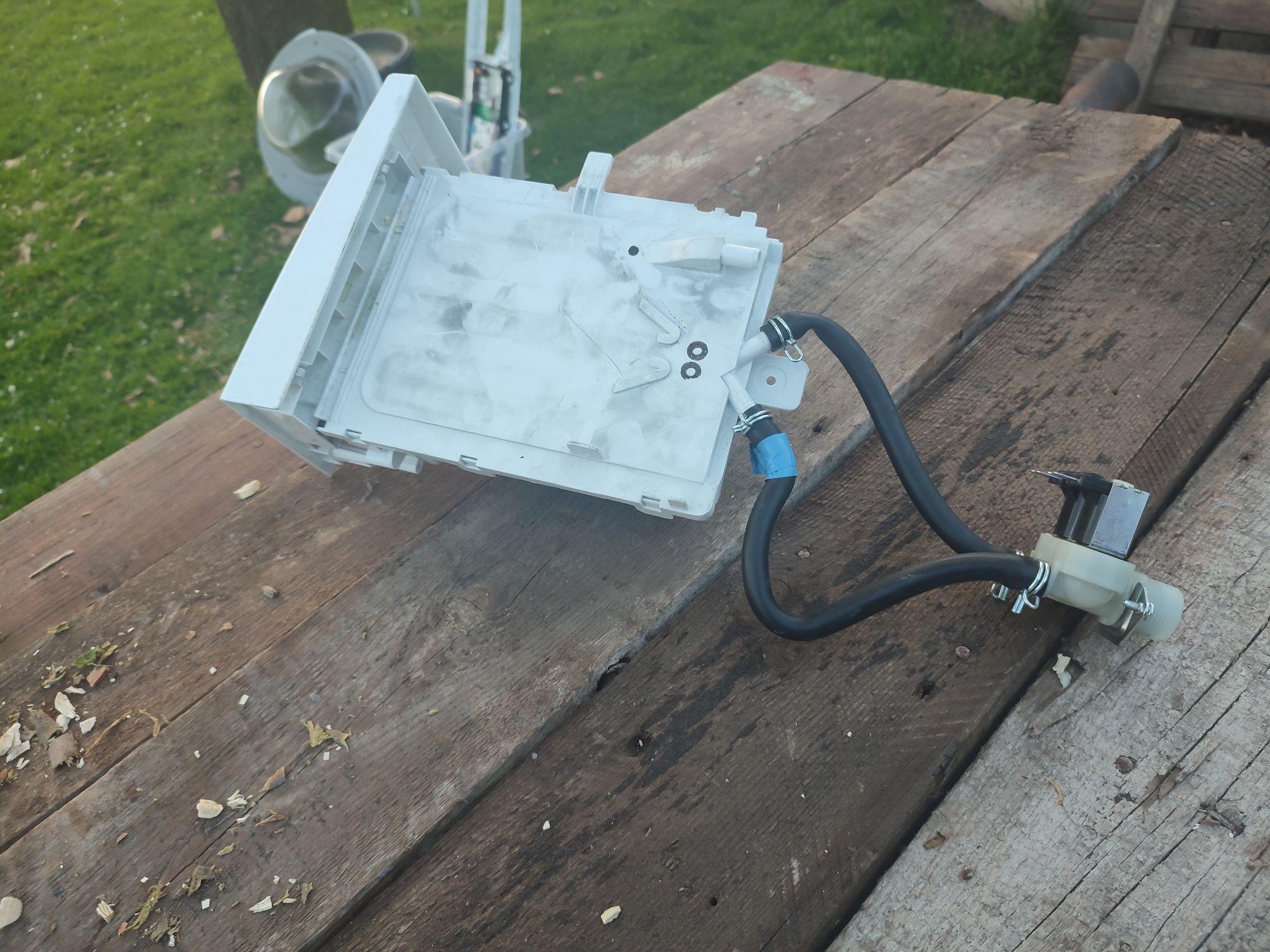 Pompka wraz z elektroniką z pralki Amica GAW 7123 LCW